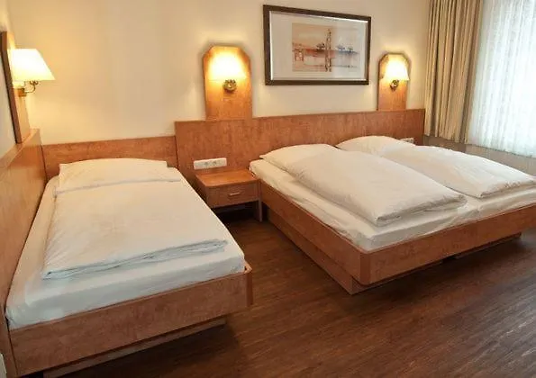 Hotel Wikinger Hof Hamburg 3*,